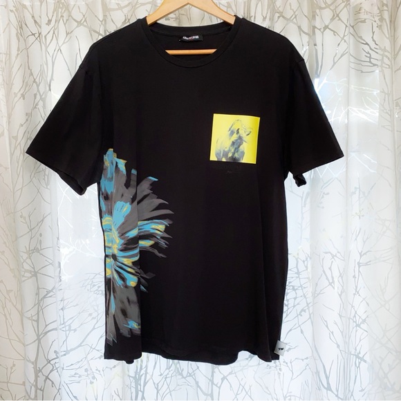 Roberto Cavalli Other - Roberto Cavalli Black yellow blue horse print crewneck short sleeve T-shirt
